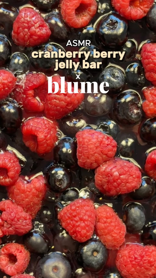 Jelly bar but with gut support and extra hydration? 
Sign me up!

You have to try this cranberry berry jelly bar inspired by the LIMITED EDITION SuperBelly flavour Cranberry Orange by @itsblume 

This version combines fresh berries for a fibre and antioxidant boost to compliment Blume’s SuperBelly inulin fiber and electrolytes. Bright, juicy, delicious and refreshing!

✨Comment “jelly” to try SuperBelly! 🍹

RECIPE 🍓🫐🍊
    •    1 packet Blume SuperBelly Cranberry Orange
    •    1 1/2 cup hot water
    •    5 tbsp unflavoured gelatin
    •    1-2 cups strawberries
    •    1 cup blueberries
    •    1/2 cup rasberries

INSTRUCTIONS:
1. Slice washed strawberries and arranged  in desired mold with blueberries and grapes (I use a 9x9 baking pan)
2. In a small bowl add Blume SuperBelly and mix with hot water until dissolved
3. Add 5 tbsp of unflavoured beef gelatin to the hot drink mixture and mix until gelatin is completely dissolved.
4. Pour over fruit
5. Set in fridge for 4-6 hours.

Store in airtight container in fridge for up to 4 days for best freshness.