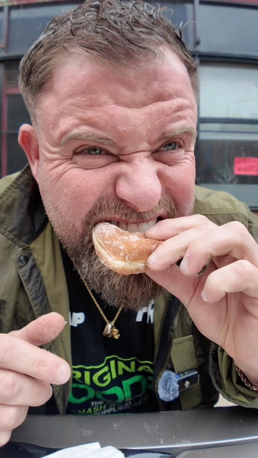 SIX HOURS driving… for a MEAT PIE and a DOUGHNUT. 😂🥧🍩

Welcome to GOVAN, GLASGOW! 🇬🇧🏴󠁧󠁢󠁳󠁣󠁴󠁿

We headed to the famous Watson’s Bakery for some proper Scottish baked goods… and somehow ended up witnessing a full-blown fight in the street. 😳

The locals were in full swing, the scenes were absolutely WILD, and all we wanted was a decent pie! 😂

Was it worth the six-hour journey?!

Only one way to find out. 👀

📍 Watson’s Bakery, Govan, Glasgow

GLASGOW… WHAT A PLACE! ❤️