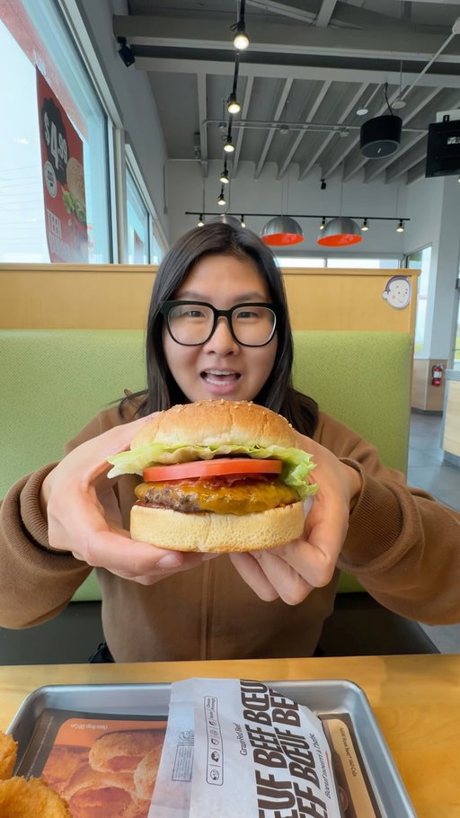 Who doesn’t love change?! Oh right, my hubby (or so he said..) The @awcanada Hot Honey BBQ Teen Burger was the perfect choice to spice things up a bit or you can go with the classic cause you could never go wrong with it!

Be honest, are you team Hot Honey BBQ or the OG Teen Burger? 🍔 
.
.
.
#Ad #TeenBurger #HotHoneyBBQ #Burger
