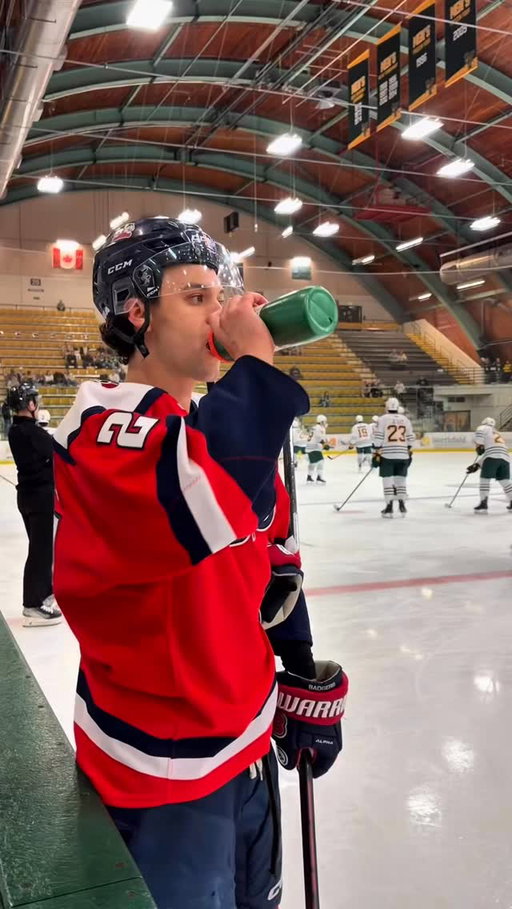 We’re keeping OUA Week going with a look behind the scenes of the Brock men’s hockey team (@brockmenshockey)! 🏒🧊

Follow Natan (@nateethier_ ) and Alexis (@alexis__cournoyer) as they engage in routines and game preparation as on their travel trip to Vermont! 

#wearebadgers #ouaweek #ontherise #ditl #studentathlete