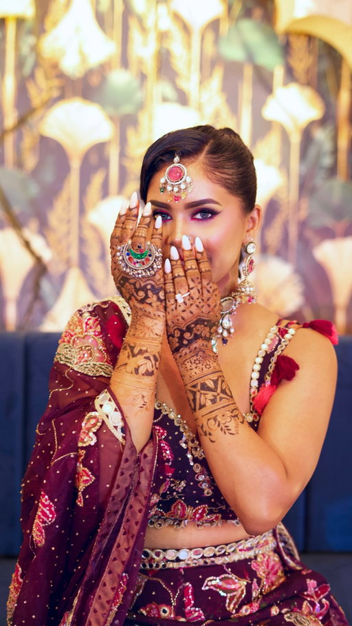 If I can experience this week again I would 🙈🫶🏽

Custom Sharara: @dia.meraki
Hair: @hairlicioustyles
Mehndi: @heavenlyhennaart
Makeup: @ddannilian
Jewellery: @sapphire_hut
Photo/Video: @sujayrphotography
Content Creator: @j.capturess
Venue: @novoteltorontocentre

#mehndi #mehndinight #indianbride #westindianbride #westindianwedding