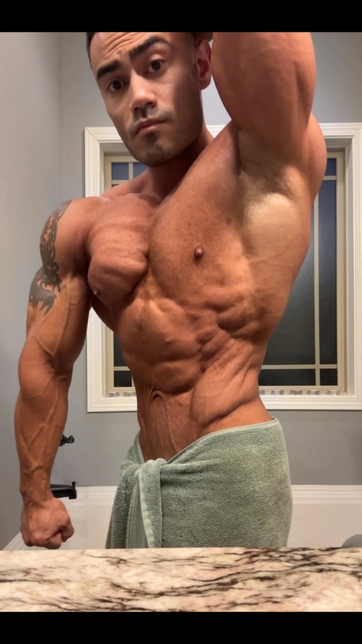 Scrolling through photos from some previous shows and felt like sharing this. Back before the ish. Things looking a bit different these days, but nothing I can’t work around #prepfiles #throwback