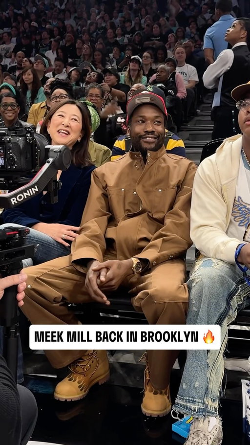 Courtside for Game 3 🤩

Meek Mill is back for Dream-Liberty action!

ATL-NYL | ESPN2 | 2026 WNBA Playoffs presented by @googlepixel