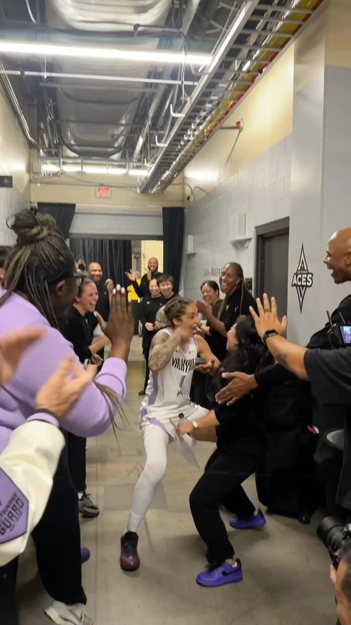 ATE THAT 🍽️🤣

Gabby Williams and Natalie Nakase turn up after the @valkyries’ historic series win and first trip to the WNBA Finals. 

2026 WNBA Playoffs presented by @googlepixel