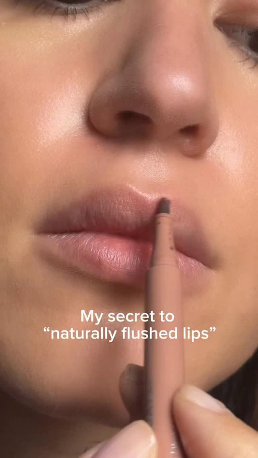 So cute! ☺️ Comment SHOP, and I’ll send you the list with the exact lip combo shades and my top picks via email! ❣️

I love that it’s a tint, so it literally feels like I’m wearing nothing on my lips.

My secret to naturally flushed lips 👄

#LipCombo #LipTint #NaturalMakeup #EffortlessBeauty #FrenchGirlMakeup @summerfridays @marianna_hewitt