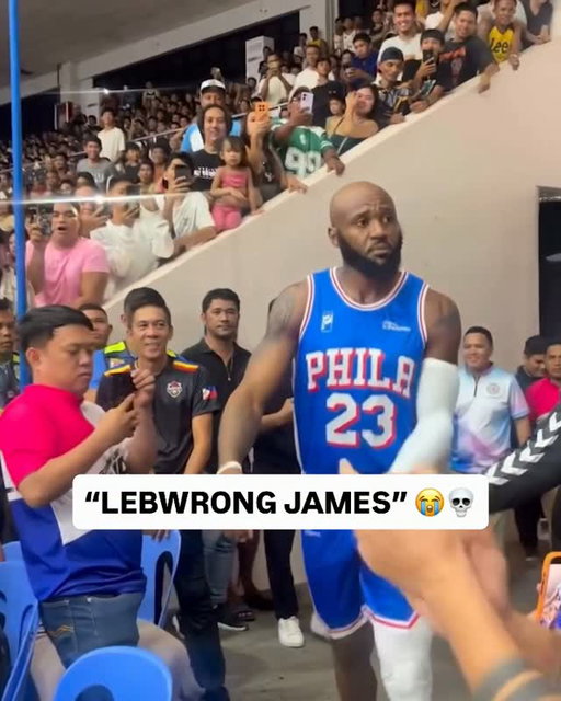 He got the walk AND the chalk toss down 👑😂 (@lebwrong.ng.pinas, @sleep.carry.ph.0.2)