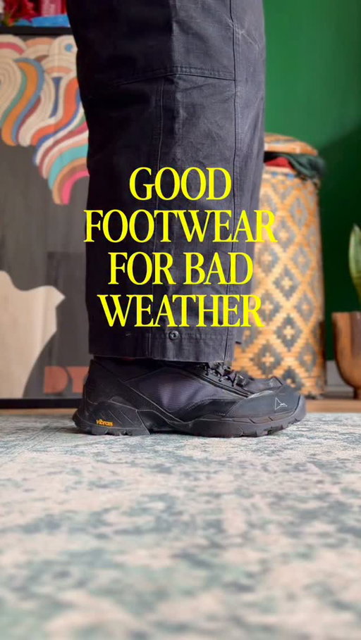 So glad to be able to say that these shoes have saved me when the weather has turned, Autumn is fully Autumn-ing. It’s been stormy, windy, rainy and pockets of heat which has meant keeping these top outdoor stompers in rotation.