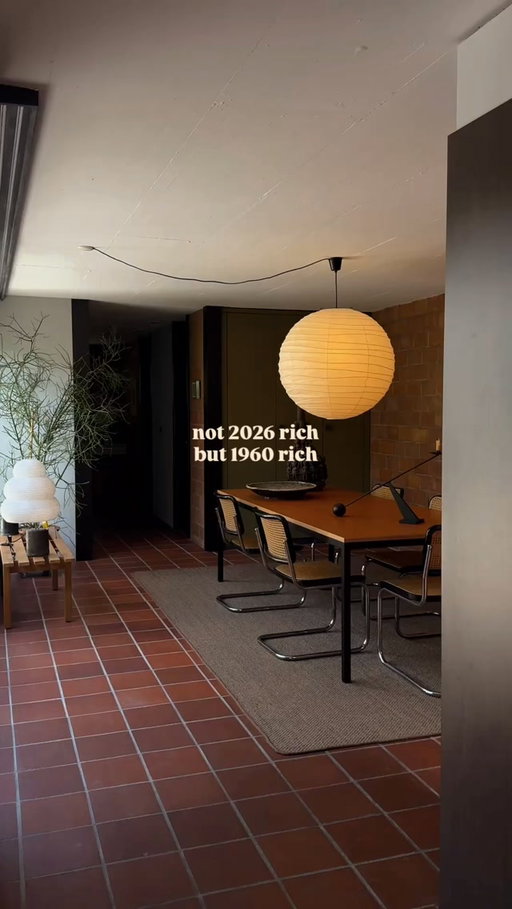 Welcome to my terracotta home built in the late 60s 🧡

Terracotta · Architectural materials · Midcentury modern · Midcentury architecture · Modernist architecture · Case Study Architecture · Interior design · Natural materials