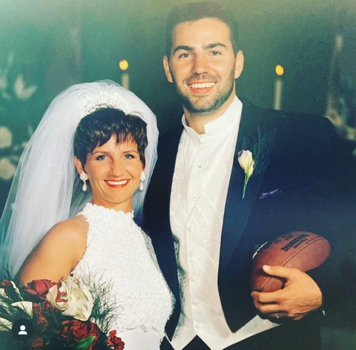 29 years married, 7 kids, 3 grandbabies, traveled the world together, fought, laughed, cried, loved. If I had to choose again I would still choose @kurt13warner every day of the week and twice on sundays. ❤️
