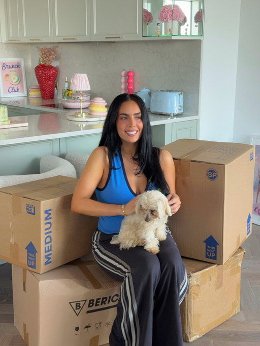 moving & grooving 🎀🛋️🏙️🥐🐶