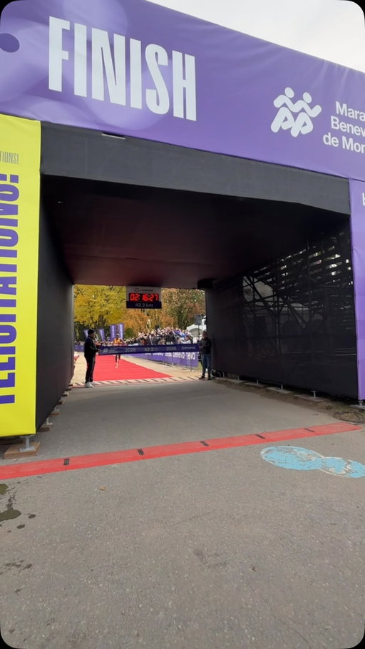 Votre champion du Marathon Beneva de Montréal. 

Geoffrey Brgen vient de remporter le Marathon Beneva de Montréal en 02:16:29

42,2 km. Une première place. Une bonne journée à Montréal. 

@beneva.ca