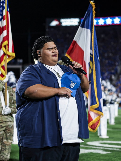 It was our pleasure to have singer-songwriter and American Idol Season 21 winner Iam Tongi perform the national anthem at our game this weekend. 

Thank you, @wtongi!