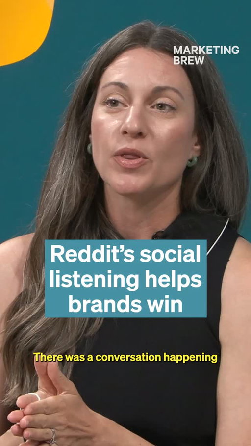 Is the smartest way to join a conversation to…not actually join it?⁣
⁣
After Philadelphia Cream Cheese spotted a Redditor chopping chives every day until they got them perfect, it targeted the community with a simple ad.⁣
⁣
The result? A paid placement turned into earned buzz. It's what happens when social listening meets social restraint, according to Reddit's Global Head of Creative Strategy Christina Kavalauskas.