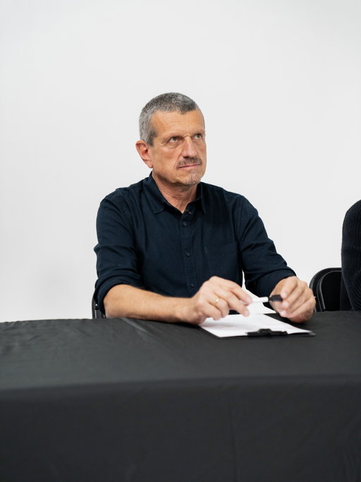 There’s an imposter among us... and we brought in the expert BS detector, Guenther Steiner, to help us figure it out 

Keep an eye on the Quadrant channels to find out more👀