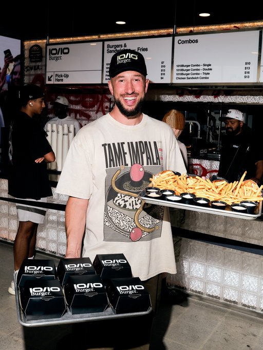 it was all a dream!! man i can’t even begin to thank everyone for the love over the past couple weeks. it has been a dream of mine to have a shop in America for so long. my grandma used to bring me to paul’s hamburgers in milford, connecticut every weekend and i will also remember that. maybe 10/10 is that place for some kid now. life is crazy and i feel so thankful every single day. it does turn around and it does get better. i love you all!!