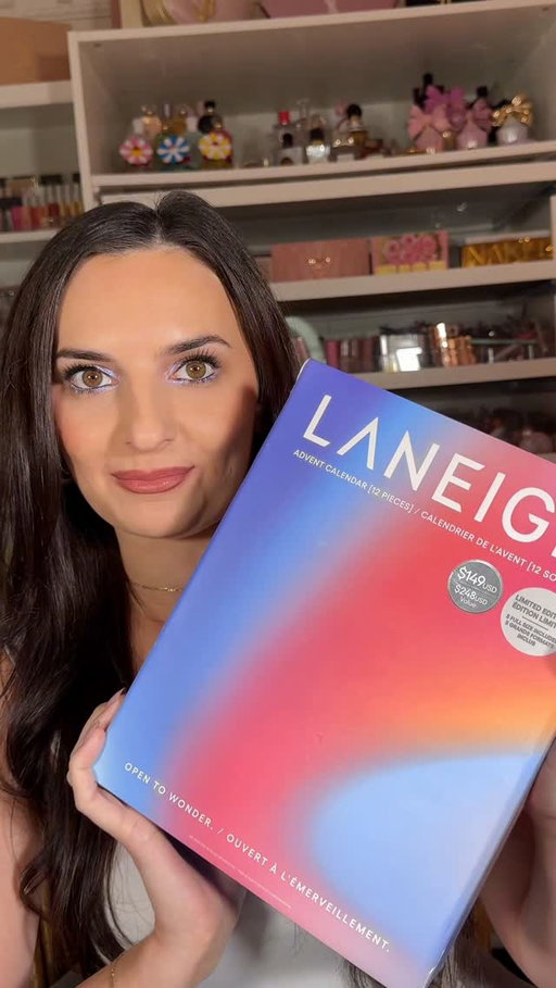 Advent calendar unboxing- is this worth $150? New limited edition calendar from @laneige_us (retail value $248) 
#newmakeup #lipgloss #adventcalendars #sephorahaul #holidaymakeup