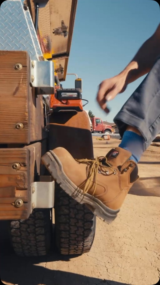 Another day on the job site, another day putting my Red Wing King Toes to work. Built for the daily grind. 👊 Shop 25% off all King Toe boots October 12–25 in store and online. #redwingpartner