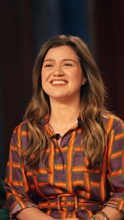 We are Team Kelly Clarkson all the way