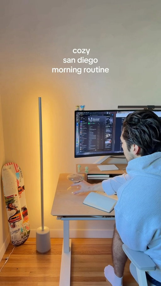 no better feeling than waking up to the crisp fall morning air, been craving seasons lately after the multiple heatwaves, swapped my coffee for some tea as well for a change #desksetup #desk #wfh #cozy #home cozyathome morning routine journal journaling lofi
