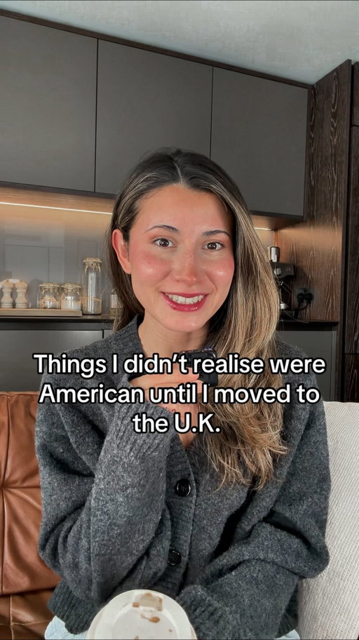 Found out going to a 24 hour diner to get pancakes late at night wasn’t a universal experience 🥞☕️👀 So many of you were shocked about the yearbook ads so posting this again 😂 #americaninlondon #usa #uk #studyabroadlife #internationalstudent