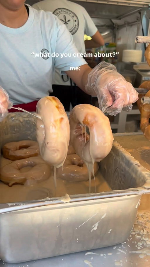 Dreaming about @peacheysbakingco all year until the @ncstatefair comes! 🍩🎡

Get the best donuts you’ll ever have (and don’t sleep on those pretzels either) starting tomorrow Oct 15-25 ONLY at the NC STATE FAIR! This team makes the trip from Florida, and I’d go to the fair just for these! 

Send this to who needs one and follow me for more fair fun coming up!

@nctraveleats 🥨