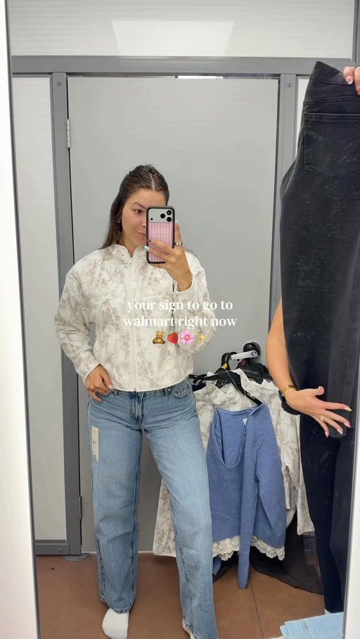 Walmart is truly KILLING it rn 🍓🫶🏽🛍️🌸🧸✨ @walmart #walmartfinds #shoppingvlog #walmarthaul #shoppinghaul #tryonhauls