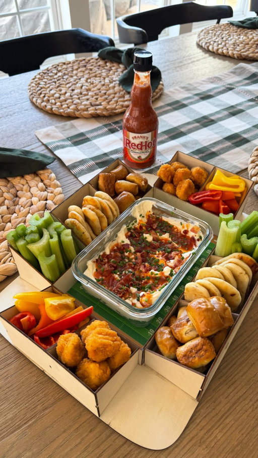 #ad FRANKS REDHOT HONEY WHIPPED FETA DIP. Creamy, sweet and made with Frank’s RedHot Original Hot Sauce for bold flavor and just the right touch of heat. Comment RECIPE and i’ll send it straight to your DMs! @franksredhot