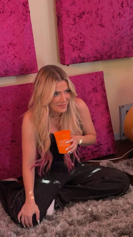 The best way to fix when @alexa_bliss_wwe_ clinks her ice while @ryancabrera is tracking… or click bleed and background noises during your recordings! Pro Tools comes with RX spectral editor as an ARA plug in and it’s clutch!
Also check out the song I did with Alexa Bliss and Ryan Cabrera “I’m Just Drunk”. 

#musicproduction #musicproducer #protools
