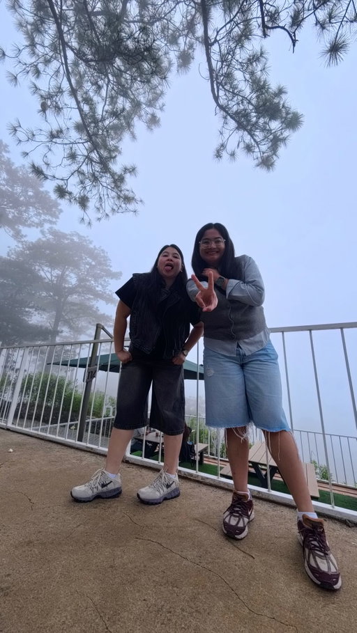 Between being perpetually out of breath and completely sleepy, we almost didn’t film enough clips for this trend! Here’s to another trip that made it out of the group chat, but @jrdcrz_ is definitely not escaping the next one!

#minivlogsbyjash #jeauxshhh #Baguio #travellocalph #jashherethereeverywhere