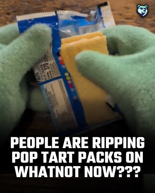 “Chat is this a good pull?” and it’s literally breakfast 😭

We’ve done some wild stuff on Apex but this might have us beat 😂

(Via @levelupgamesmn)