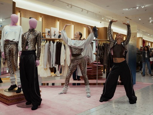 With playful energy and joyful movement, our Dubai community came together to celebrate the launch of GANNI x lululemon. Now exclusively available at lululemon Dubai Mall.