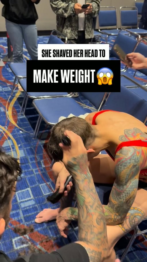 @iamgirlrilla JUST SHAVED HER HEAD TO MAKE WEIGHT😱

#PFLChicago | Friday, October 16th | 📍Wintrust Arena | Early Card 6PM EST on ESPN App | Main Card 11 PM EST on ESPN 2 | 🎟️pfl.info/chicago