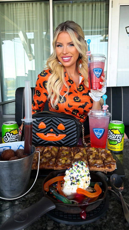 Halloween is in full swing at @topgolf! ⛳️🎃👻
We decided to tee up a little friendly competition… loser buys the treats! 😉 And trust me, with Topgolf’s limited-edition Tricked Out Treats menu, there’s a LOT worth playing for!
The star of the show? The Watermelon Patch! 🍉 A sweet and sour drink made with @starrylemonlime , lime, watermelon, and Sour Patch Kids! Plus, some seriously delicious Halloween-inspired desserts to share!
Whether you win or lose, everyone gets a treat! 🏆 The menu is only available through October, so swing by before it’s gone!
#Topgolf #HalloweenTreats #DateNightIdeas #TrickedOutTreats #TopgolfPartner