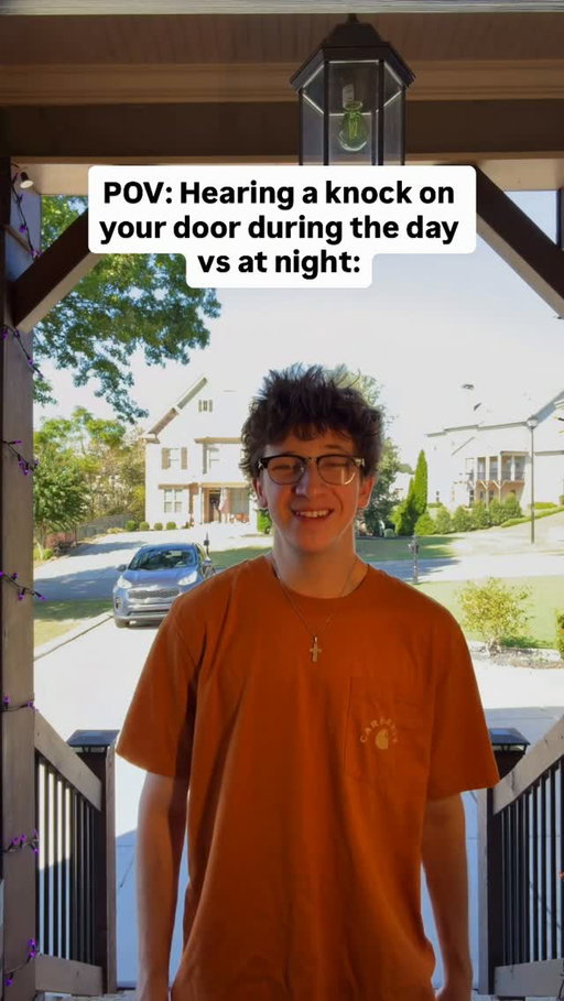 When you hear a knock on your door during the day vs night😂 #reels #relatable #knockknock