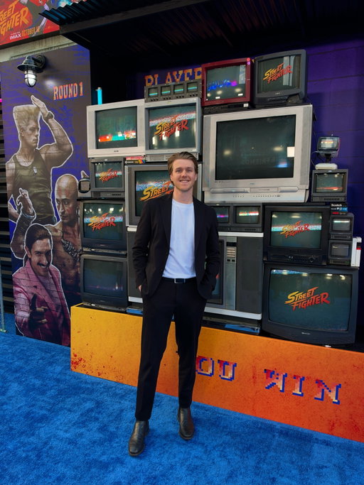 I’m in a movie!!! (for 1 second lol)

Check out Street Fighter in theatres now 👉 tickets now at streetfightermovie.com @streetfightermovie #StreetFighterPartner