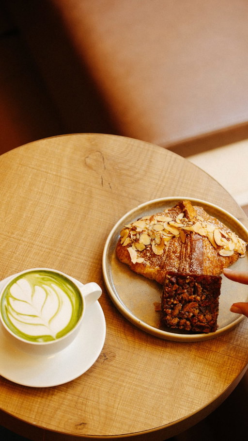 Sad summer’s over? It’s Pumpkin Spice Latte season, so no. Next question. 🎃

[cozy café season, sweater weather, coffee dates, PSL, autumn]