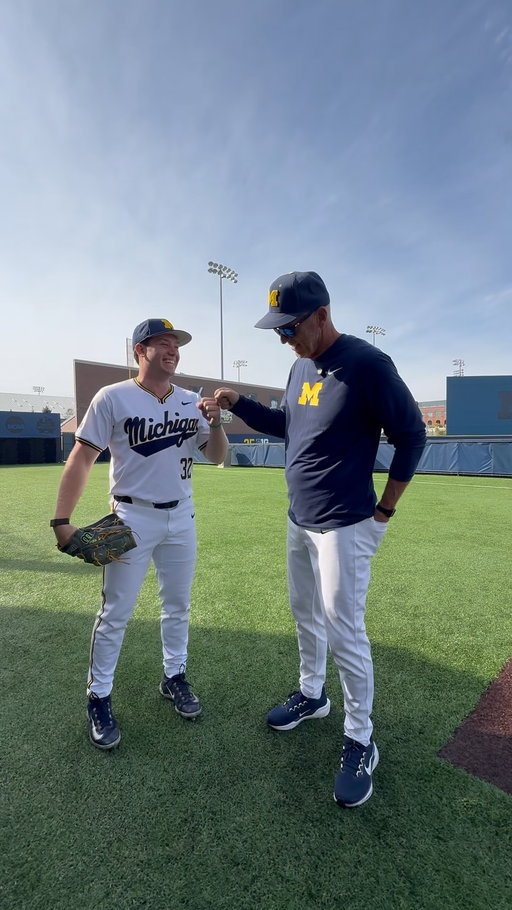 Who’s your favorite coach?  Easy question … even easier answer. 😜

#baseball #team #fun #michigan #culture