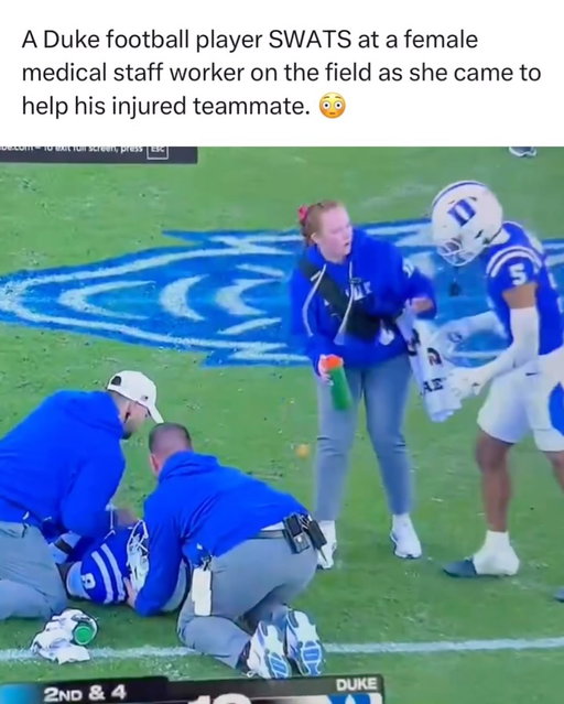 this was… interesting

Duke rallied from 17 points down to take a 20-17 lead on North Carolina, but the Tar Heels scored late and won 24-20 at Wallace Wade. A scary moment happened in the middle of it, when teammate Landan Callahan went down with an apparent injury. Kimari Robinson was standing over him when a member of the medical staff moved him aside, and he swatted her arm away on camera. 🏈

Fans are split, with some saying he was just worried about his teammate in the moment and others saying he crossed a line and should face discipline. It’s unclear what will come of it, and the Blue Devils have a short week with a trip to Virginia on Friday. Emotions run high, but medical staff are there to help, and it’s a moment Robinson will have to address.

Do you see it as a heat-of-the-moment reaction, or does it deserve discipline?

(h/t @nfl_dovkleiman/x)
#dukefootball #collegefootball #cfb