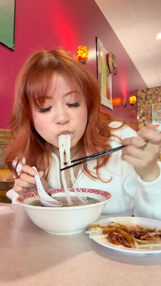1 like and we'll continue the series 😬 

📍Pho Bac Cafe 
18119 E Valley HWY 102 
Kent, WA 98032

#pho #vietnamesefood #vietfood #kentwa #seattlefoodie