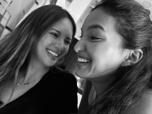 Should we have a podcast @sarahlahbati ?!!!! ⚖️ and ♈️

📸📷 @gabriel_nivera