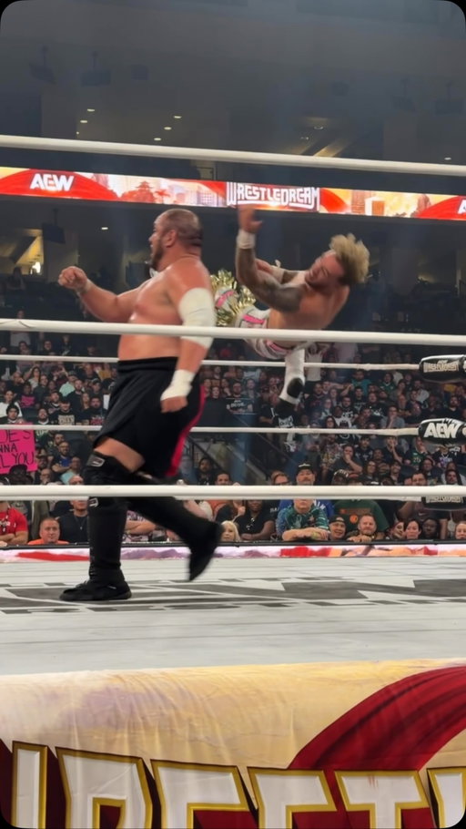 Samoa Joe is not a fan of the top rope moves still 🤣 #aew #wrestledream