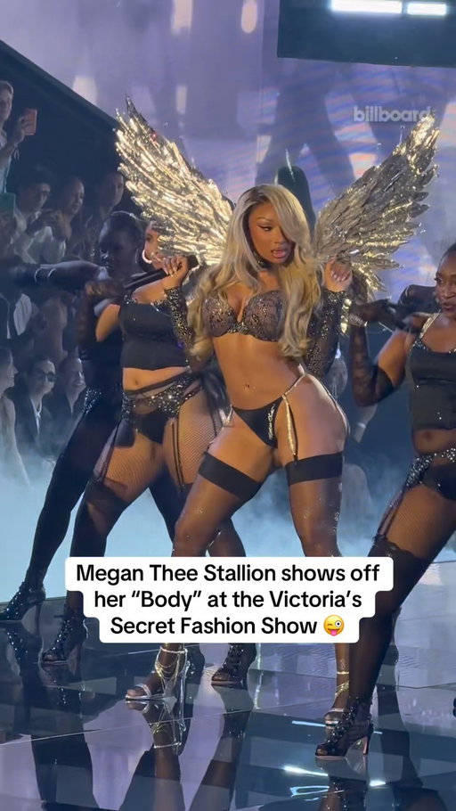 How many letters in S-T-A-L-L-I-O-N?? 😜 @theestallion performs “Body” at the Victoria’s Secret Fashion Show.