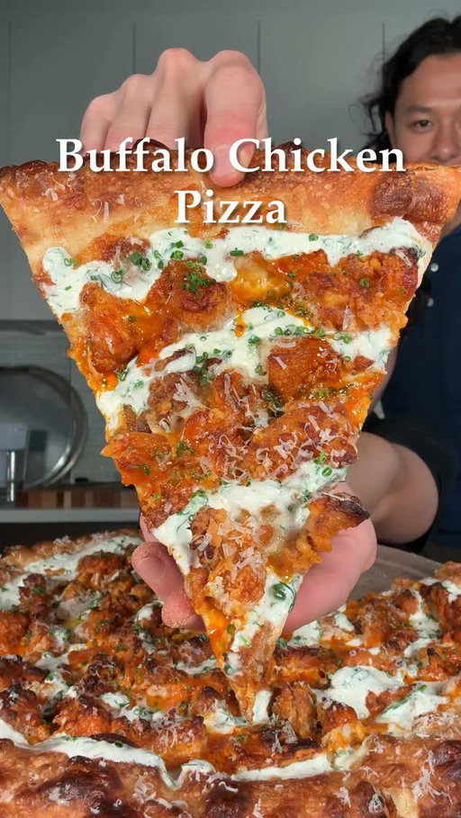 Buffalo Chicken Pizza with @papabwoi #buffalochicken #asmr #recipeideas