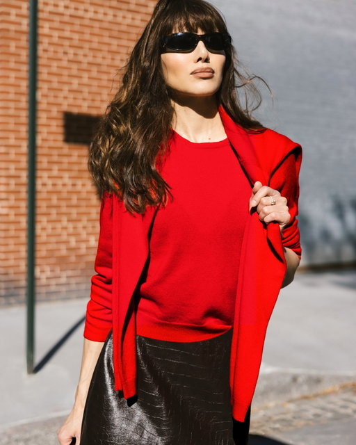 @express 100% cashmere just launched and it’s all I want to be wearing! I love this amazing and super soft crew looks amazing on it’s own or tossed around my waist and shoulders. Time to get one in every single color. #DressToExpress #ExpressPartner