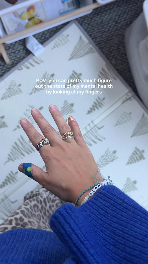 Is this too niche? Or is this another moment where one of my biggest insecurities connects us all 😅

You might be asking: now why the hell is she talking about this?

Because I’m tired of using up brain space hiding this thing I’ve felt so much shame over in my very visible line of work. 

Overthinking creative ways to hide my skin picking.

Moving filming days because “it’s so bad this time maybe people will notice.”

Thinking “wait is everyone looking at my fingers” when in public.

Equating this habit with looking immature and so “no one will take me seriously.”

Severe skin picking has always been a part of my life. And I’m sure I’m not the only one out there. Especially if you navigate mental health experiences with anxiety and/or OCD. 

So why have so much shame about it? 

If you see me with a fidget toy and some @getwelly bandages you know why now 🥹