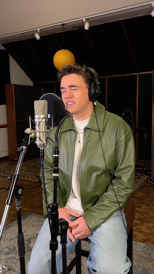 In the studio, everyone’s a producer— and apparently a headache expert. Good thing I had @excedrin Rapid Relief. Use as directed. 

#excedrinpartner