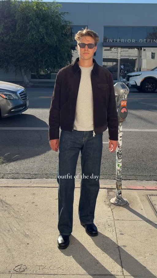 outfit of the day 

mens styling - mens outfit inspo - simple fall styling - outfit inspo for men - styling - mens fashion - mens fall fashion - simple styling for men - outfits for guys 

#mensfashion #mensstyle #outfitinspo