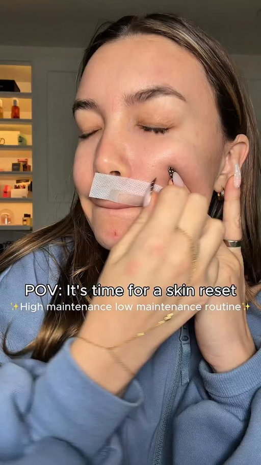 after traveling I needed a skin reset soooo bad 🤯🧼 

comment SKIN for a dm with the link to everything I used!

#skinreset #dermaplaningfacial #waxingathome