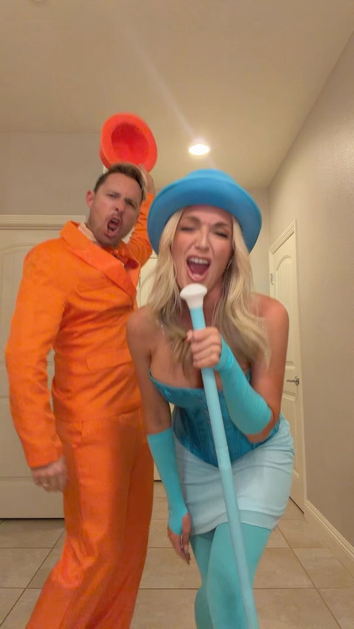 When Harry met Floyd... 😜 #halloween #dumbanddumber #couplescostume #halloweencostumes Shoutout to @jesskhutto for the inspo and costume 😘