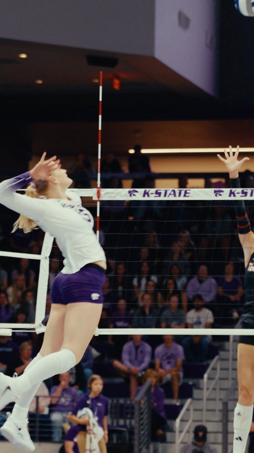 Record-breaking 24 kills for @addisonmassey_15 😤

Most kills in a 3-set match by a Wildcat in the rally scoring era... EVER.

#EMAW